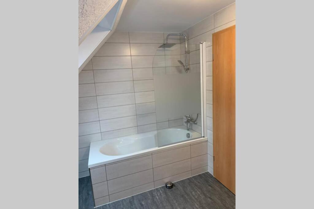 Bgi Wohnung لار المظهر الخارجي الصورة